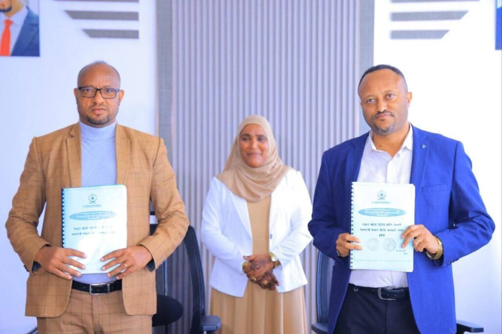 አስፈጻሚ መስሪያ ቤቶች በ2018 በጀት ዓመት ዕቅድ ላይ የግብ ስምምነት ተፈራረሙ 1