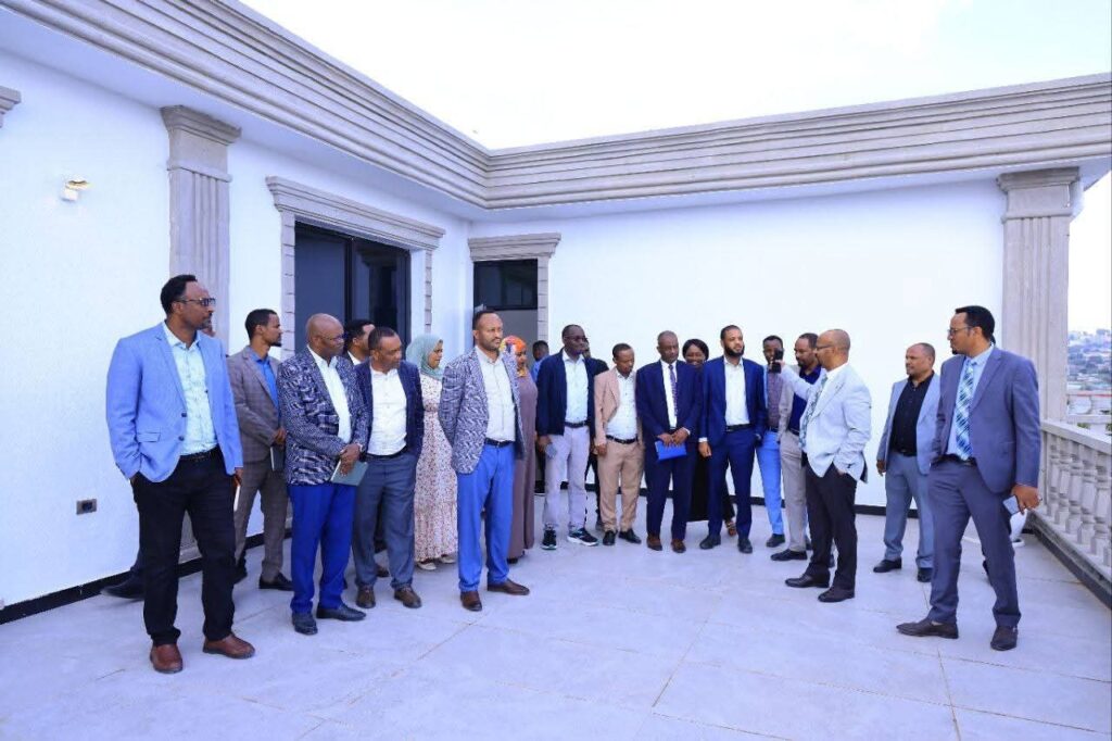 የክልሉ መንግስት በወሰደው ቆራጥ ውሳኔ የልማት ፕሮጀክቶችን በአጭር ጊዜ ለውጤት ማብቃት ተችሏል:-ርዕሰ መስተዳድር እንዳሻው ጣሰው (ዶ/ር ) 1